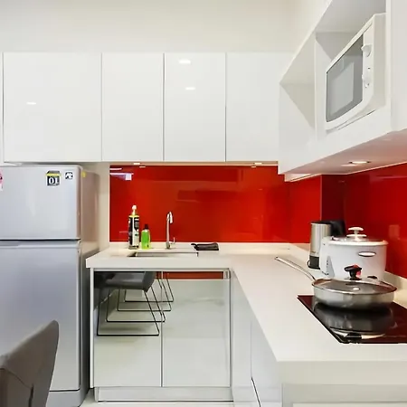 Straits Garden Suites Penang Jelutong Exterior photo
