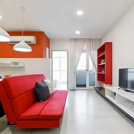 Straits Garden Suites Penang Jelutong Exterior photo