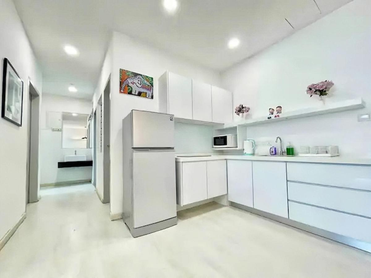 Apartment Straits Garden Penang Jelutong