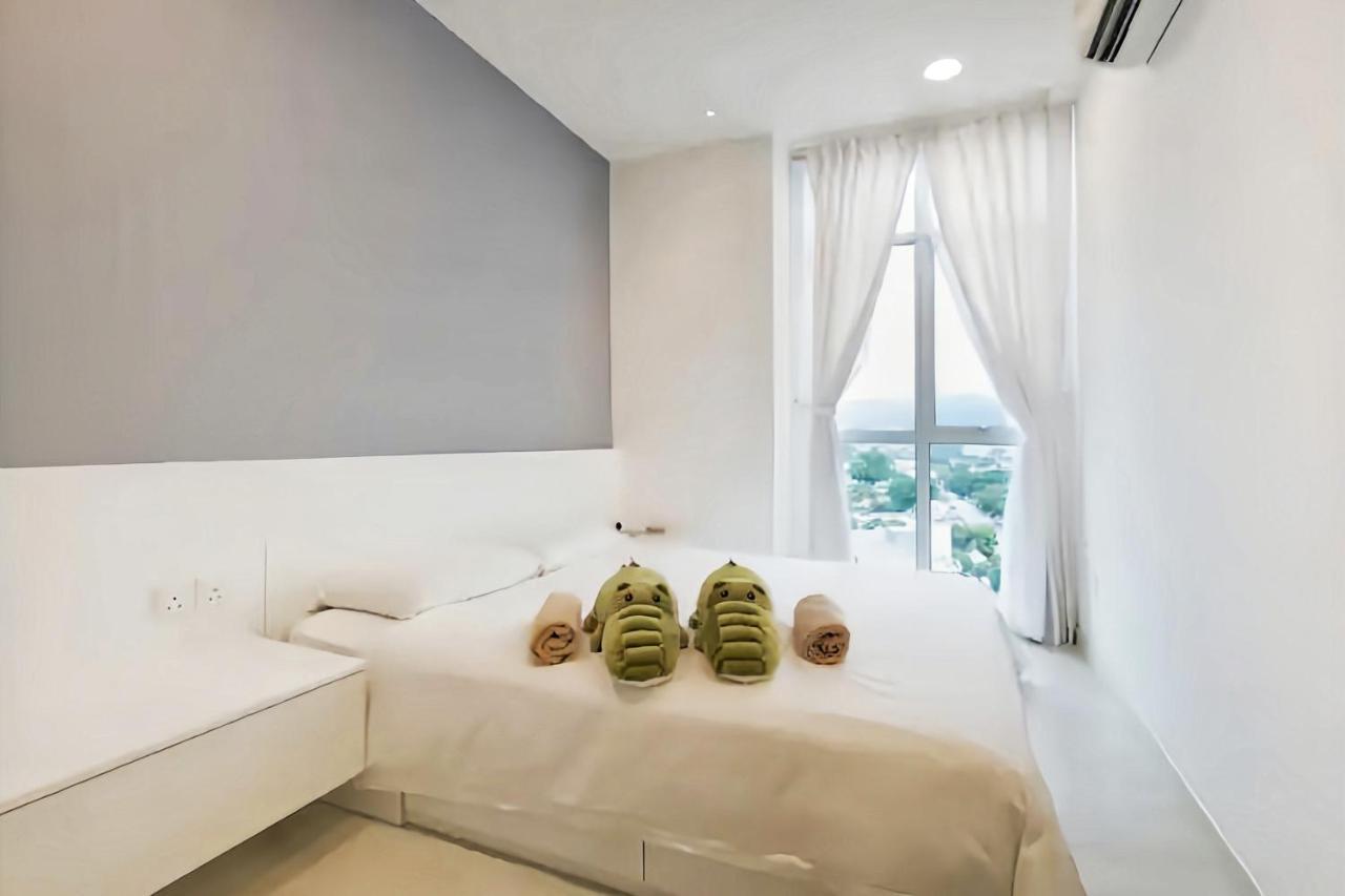 Straits Garden Penang Apartment Jelutong